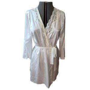 Oscar de la Renta Pink Label White Satin Bridal Robe Lace Trim Size L